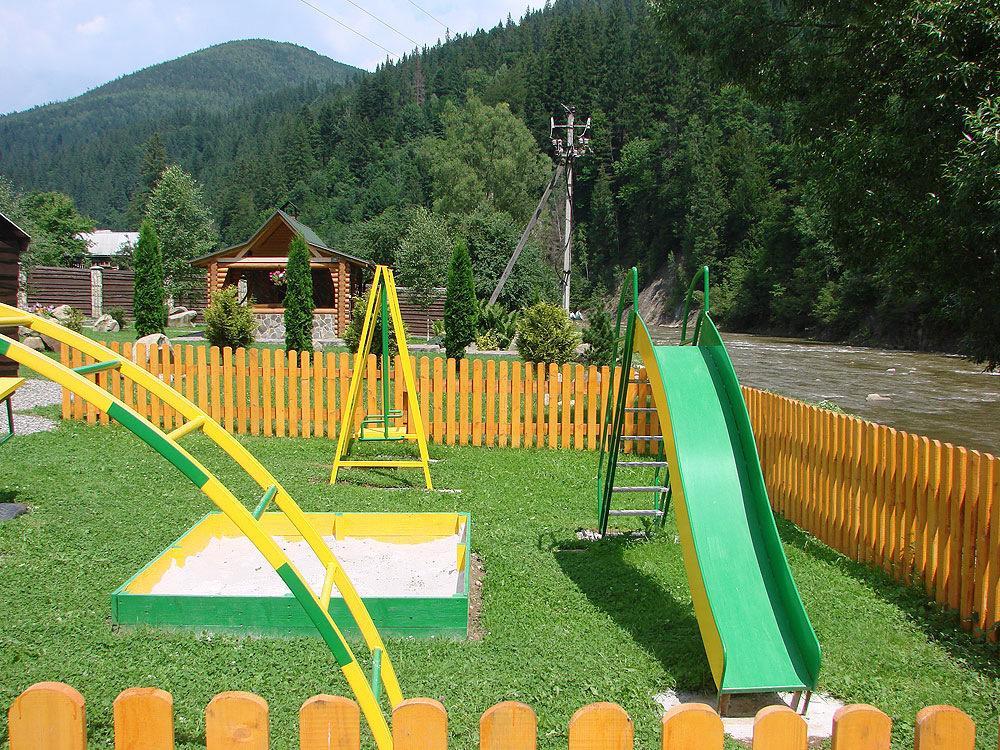 Forest House Tatariv Kültér fotó